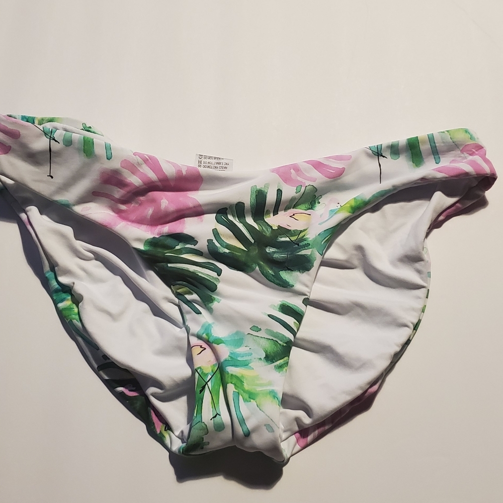 Floral Ruched Basic Bikini Bottom - Picture 3 of 4